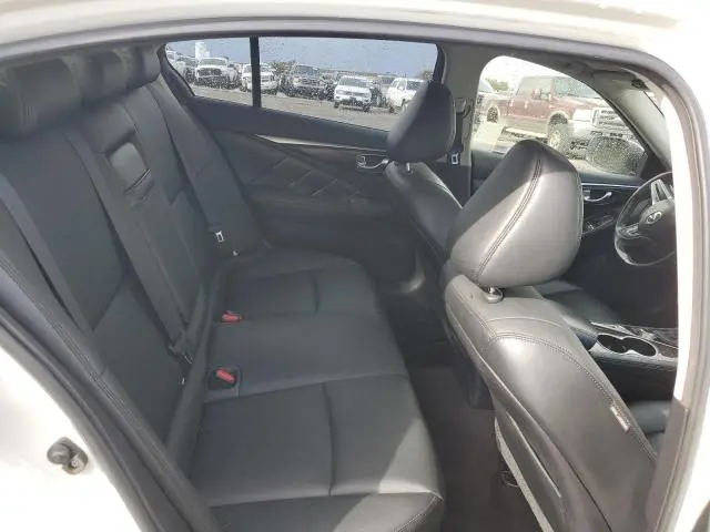 2018 INFINITI Q50 LUXE  