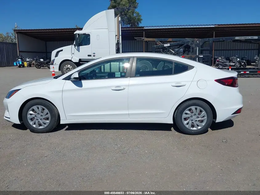 2020 HYUNDAI ELANTRA SE