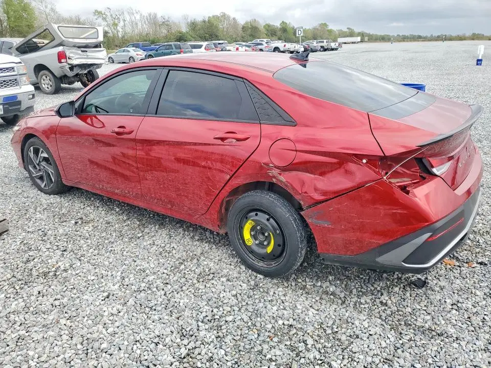 2025 HYUNDAI ELANTRA SEL SPORT  