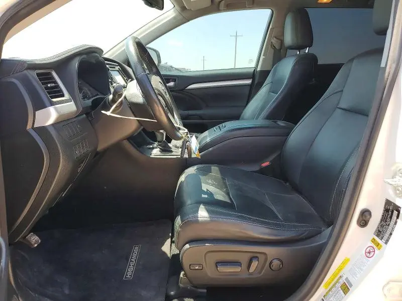 2014 TOYOTA HIGHLANDER XLE  