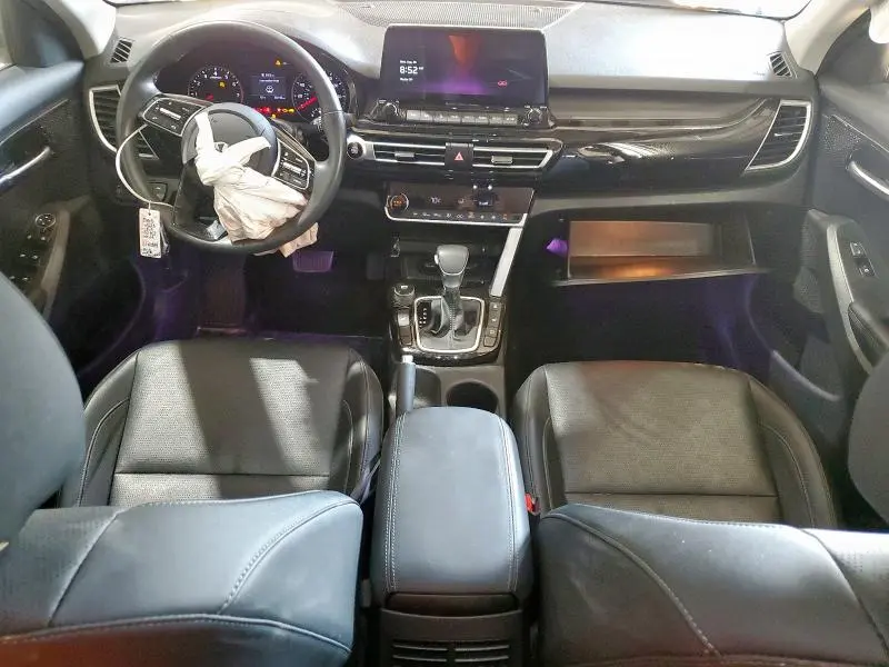 2023 KIA SELTOS EX  
