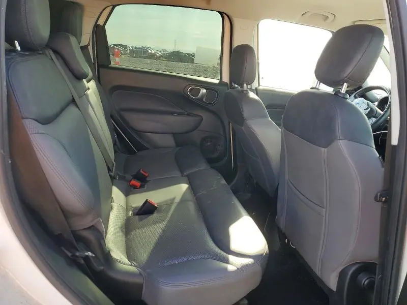 2017 FIAT 500L TREKKING  
