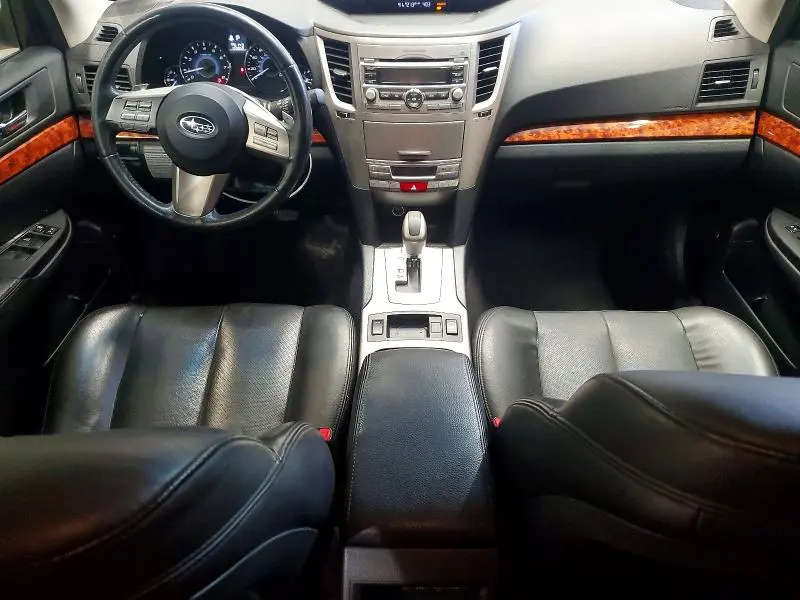 2010 SUBARU OUTBACK 2.5I LIMITED  