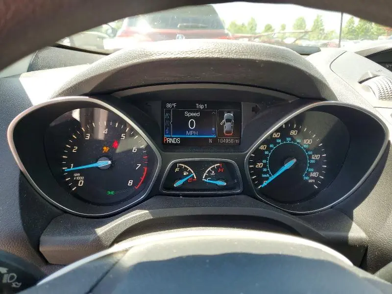 2016 FORD ESCAPE SE  