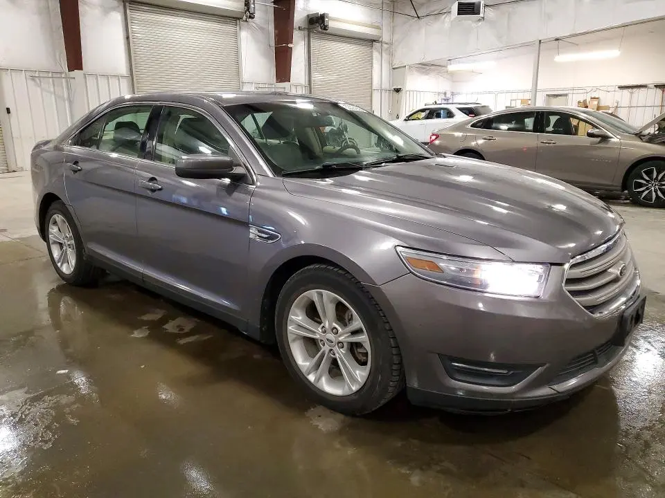 2013 FORD TAURUS SEL  