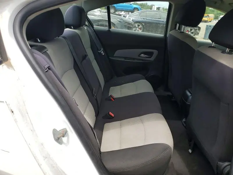 2012 CHEVROLET CRUZE LS  