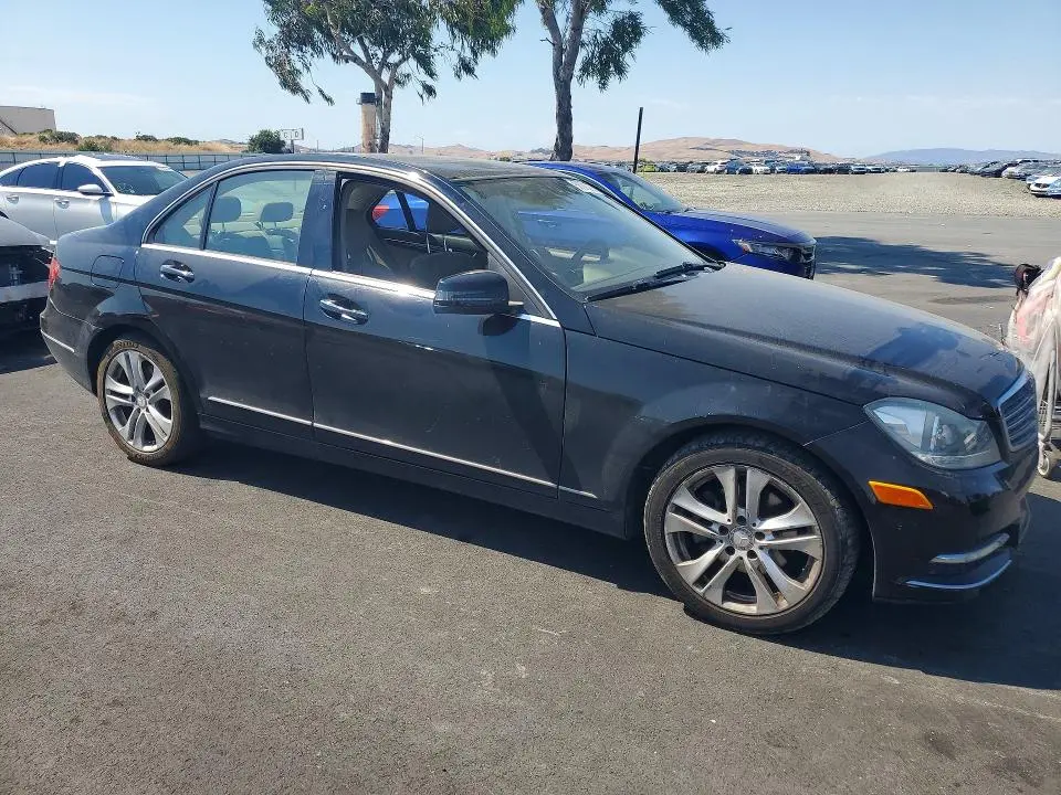 2014 MERCEDES-BENZ C 250  