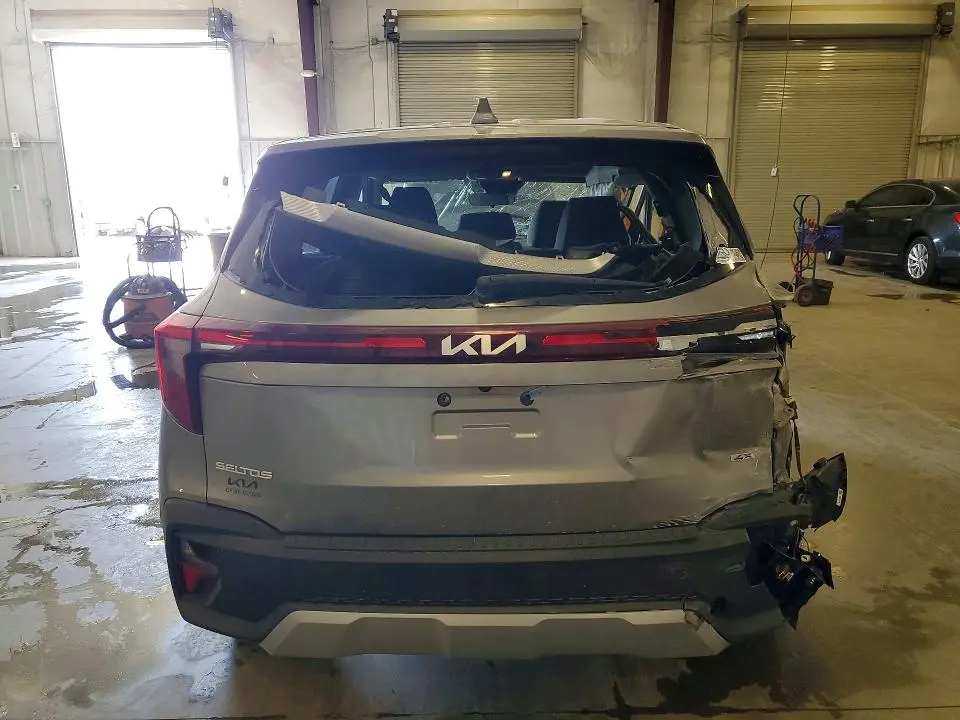 2024 KIA SELTOS LX  