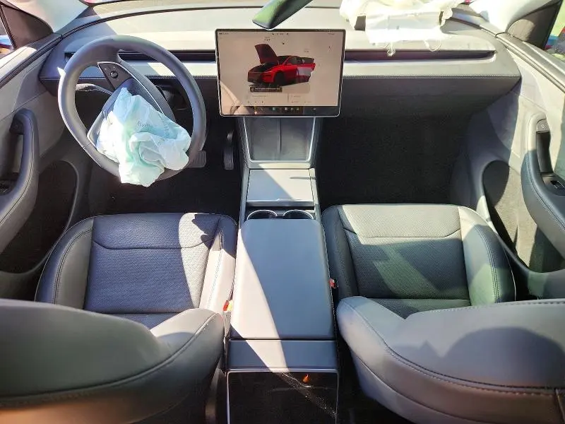 2026 TESLA MODEL Y   