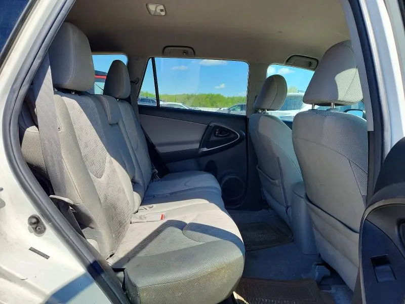 2012 TOYOTA RAV4 BASE  