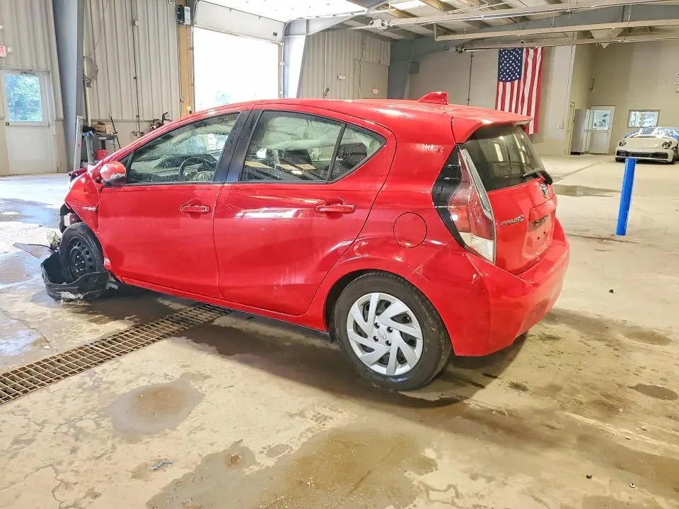 2015 TOYOTA PRIUS C TWO  