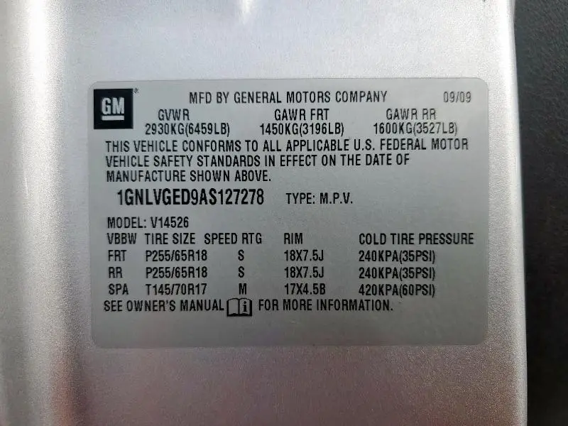 2010 CHEVROLET TRAVERSE LT  