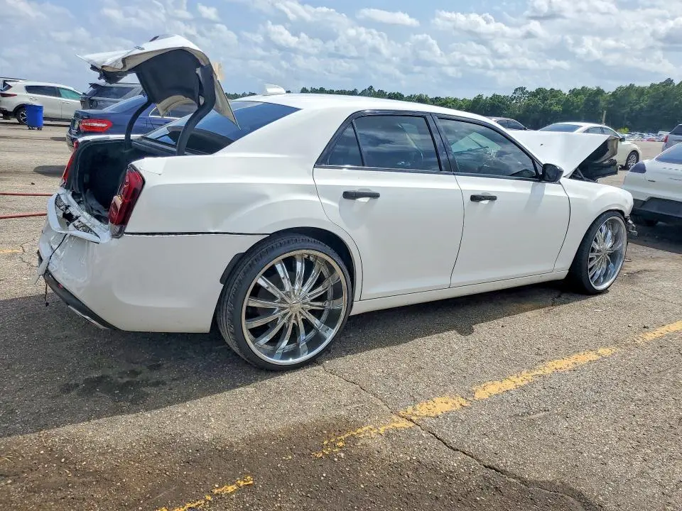 2019 CHRYSLER 300 TOURING  