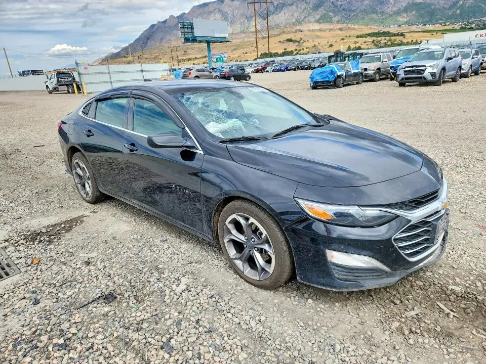 2021 CHEVROLET MALIBU LT  