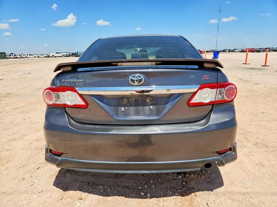 2013 TOYOTA COROLLA   