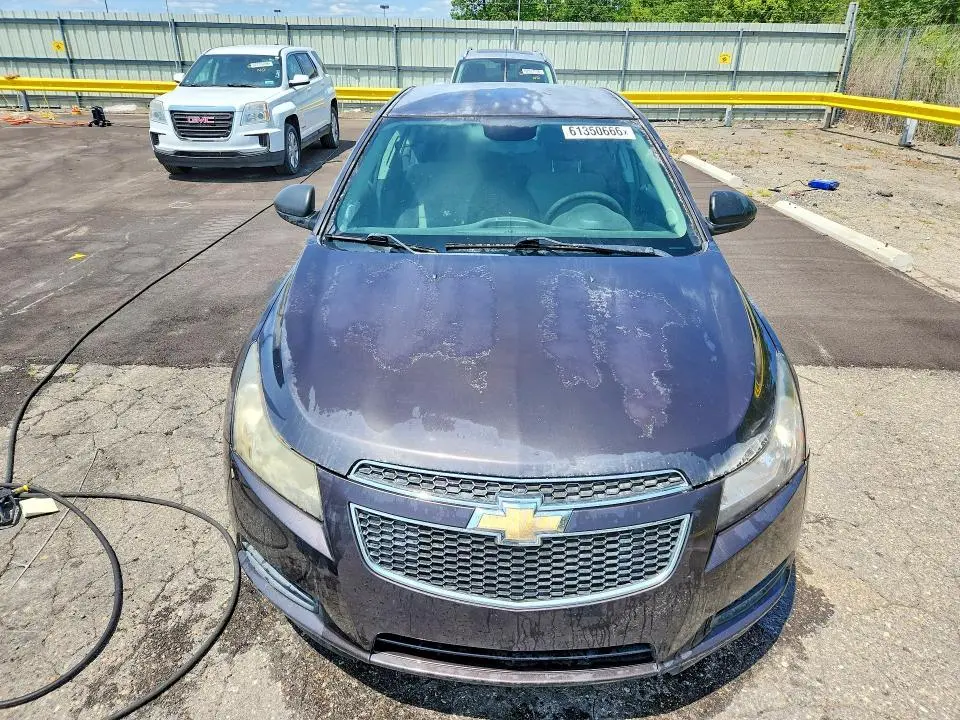 2014 CHEVROLET CRUZE LS  