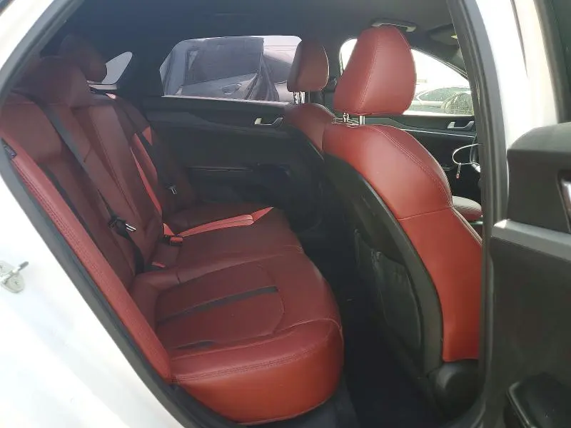 2024 KIA K5 GT LINE  