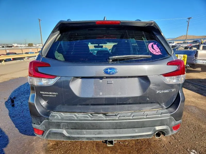 2022 SUBARU FORESTER LIMITED  