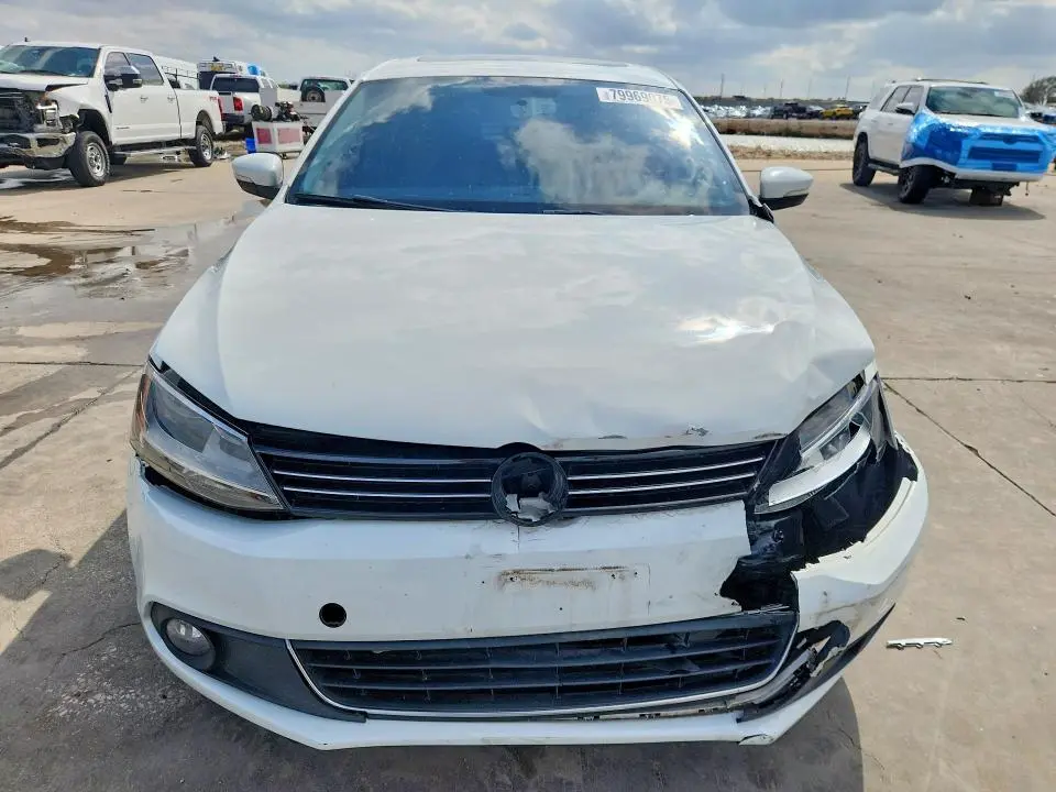 2014 VOLKSWAGEN JETTA SEL  