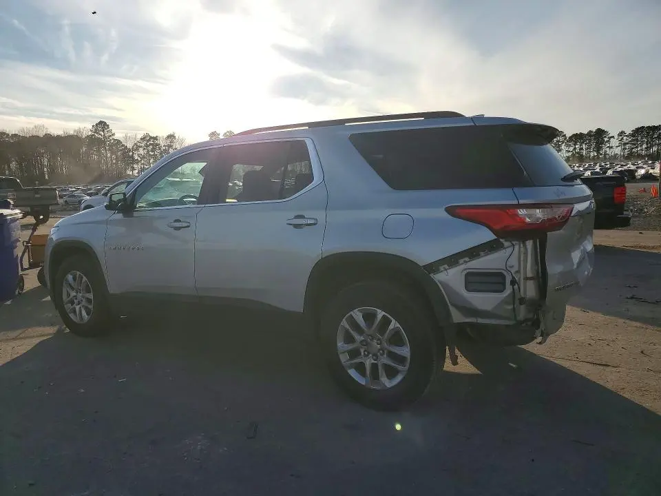 2020 CHEVROLET TRAVERSE LT  