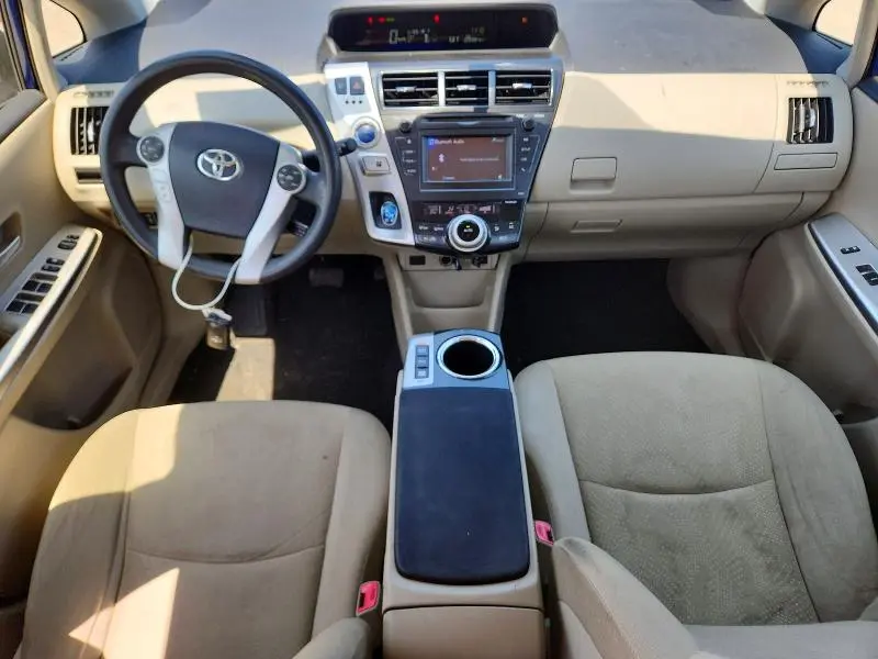 2014 TOYOTA PRIUS V TWO  