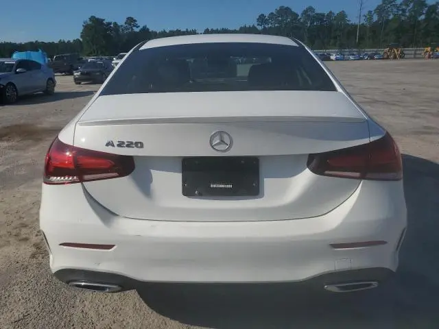 2021 MERCEDES-BENZ A 220  