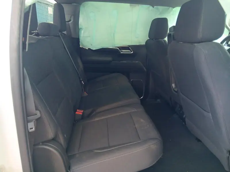 2023 CHEVROLET SILVERADO K1500 LT  