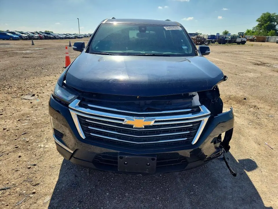 2023 CHEVROLET TRAVERSE LT  