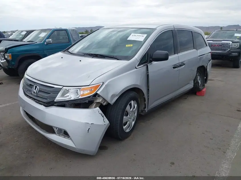 2011 HONDA ODYSSEY LX
