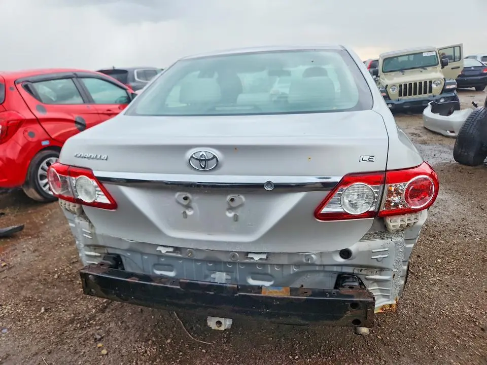 2013 TOYOTA COROLLA LE  