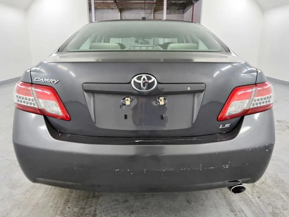 2010 TOYOTA CAMRY LE  