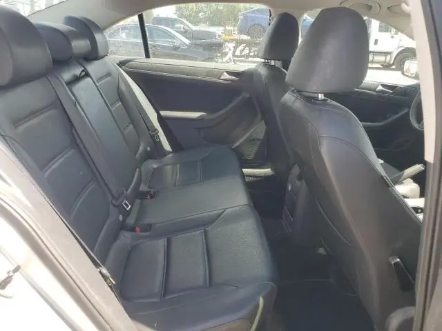 2014 VOLKSWAGEN JETTA SE  