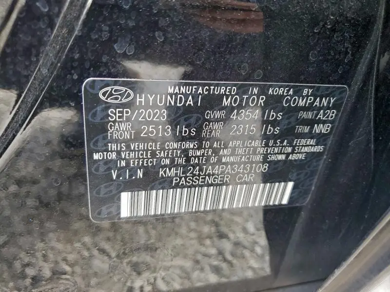 2023 HYUNDAI SONATA SE  