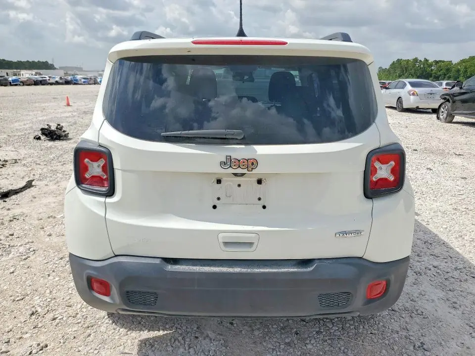 2021 JEEP RENEGADE LATITUDE  