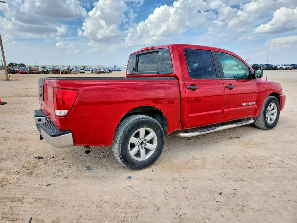 2012 NISSAN TITAN SV  