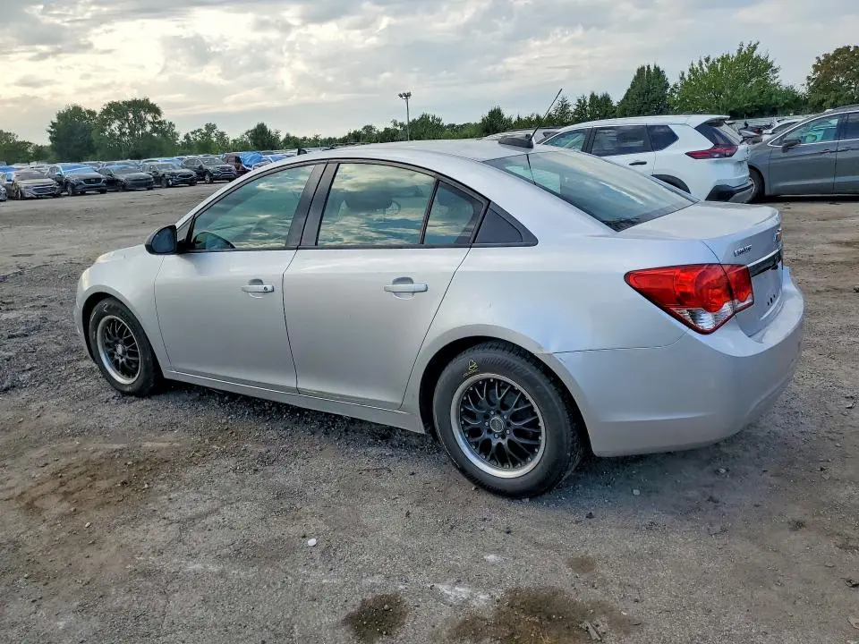 2015 CHEVROLET CRUZE LS  