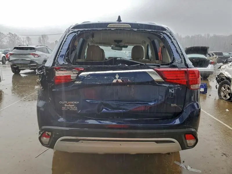 2020 MITSUBISHI OUTLANDER SE  