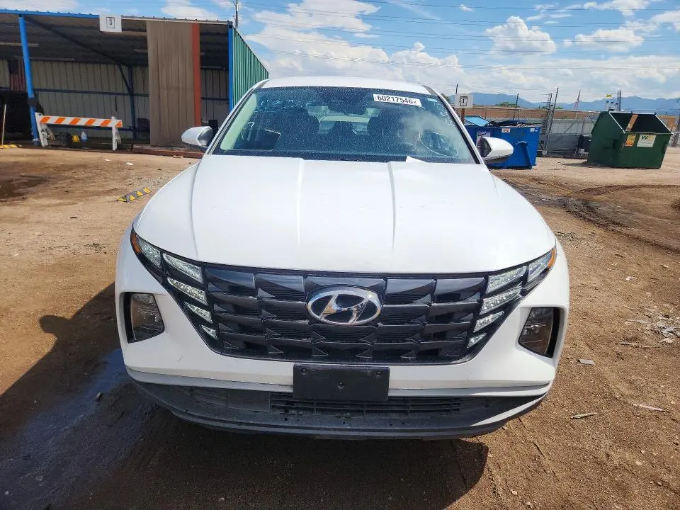 2024 HYUNDAI TUCSON SE  