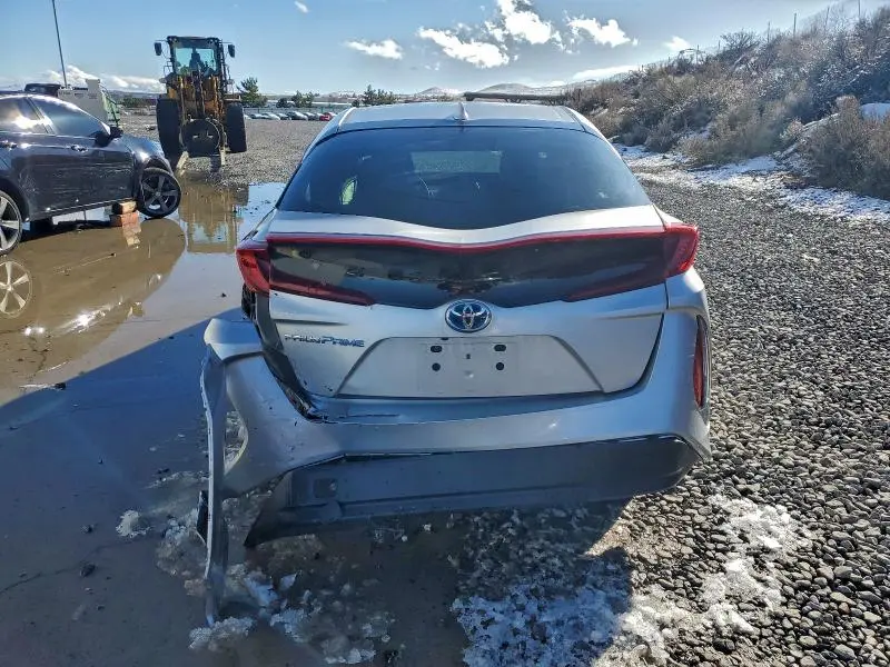 2021 TOYOTA PRIUS PRIME LE  