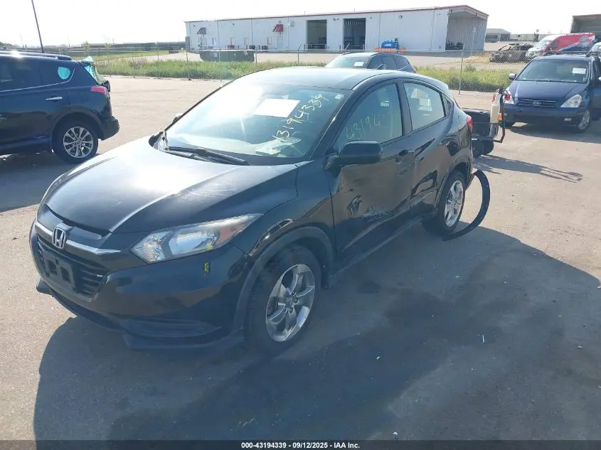 2017 HONDA HR-V LX