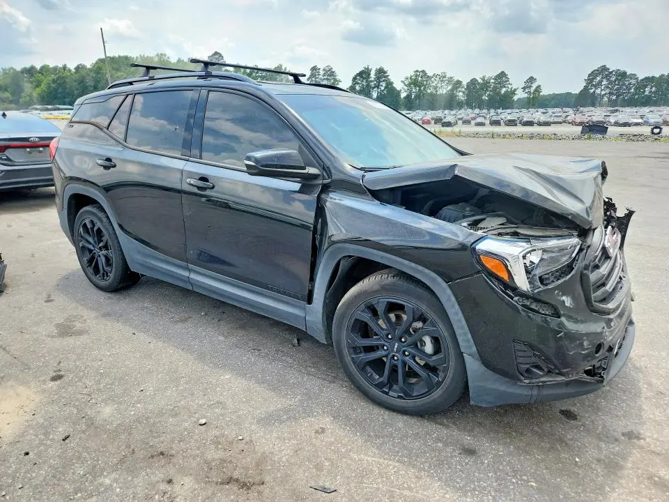 2021 GMC TERRAIN SLT  