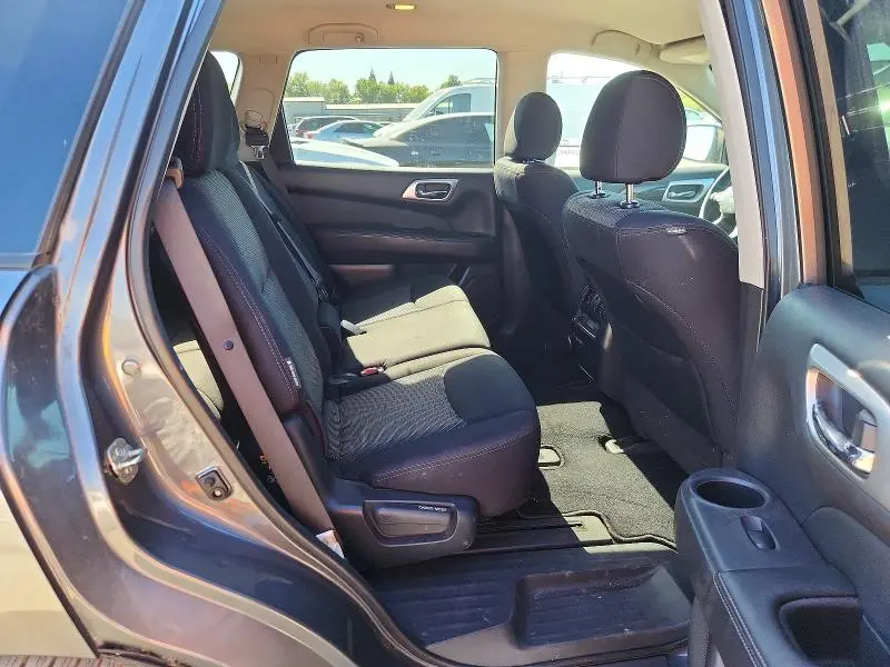 2020 NISSAN PATHFINDER S  