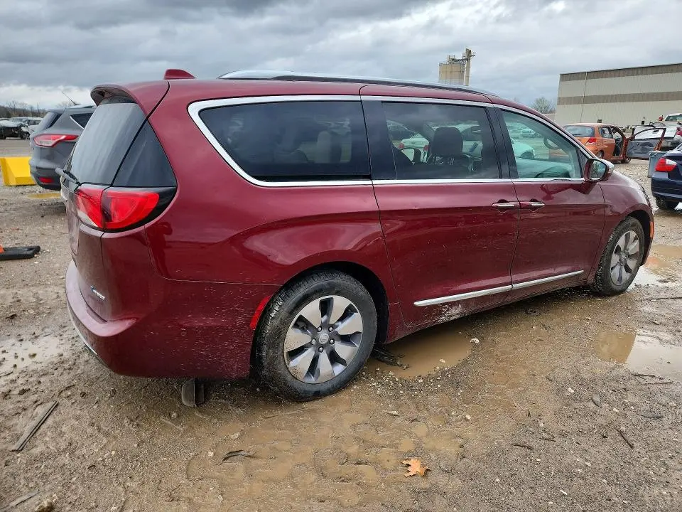 2018 CHRYSLER PACIFICA HYBRID LIMITED  