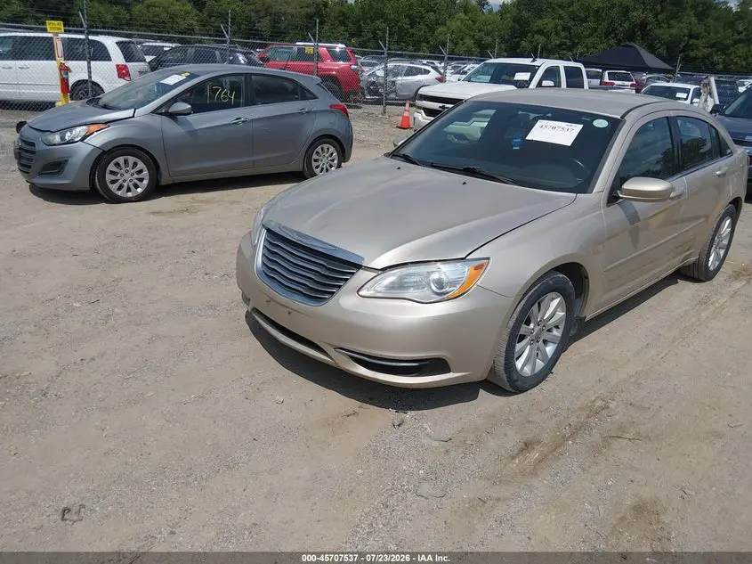 2014 CHRYSLER 200 TOURING