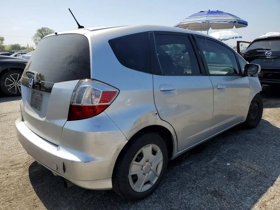 2012 HONDA FIT   