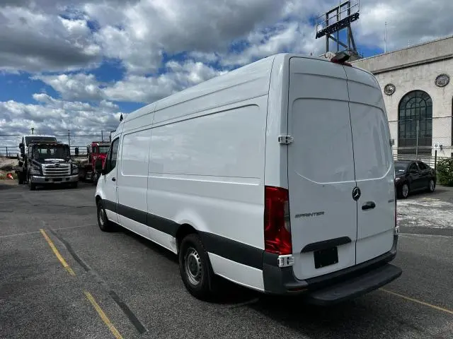 2022 MERCEDES-BENZ SPRINTER 2500  