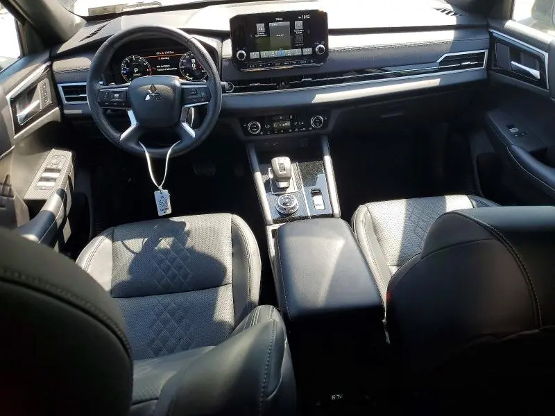 2024 MITSUBISHI OUTLANDER SEL  