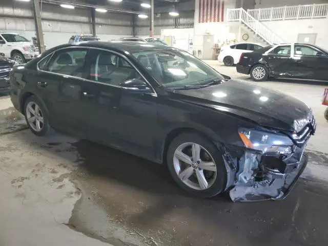 2012 VOLKSWAGEN PASSAT SE  