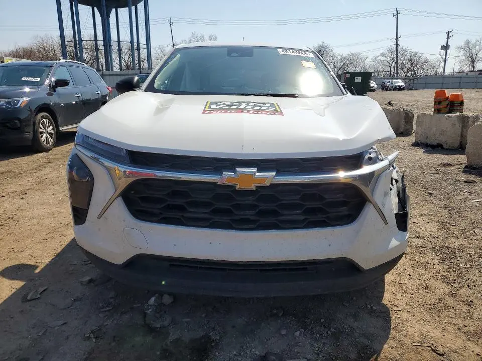 2025 CHEVROLET TRAX LS  