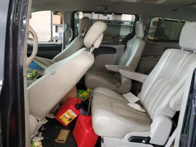 2011 CHRYSLER TOWN & COUNTRY TOURING L  